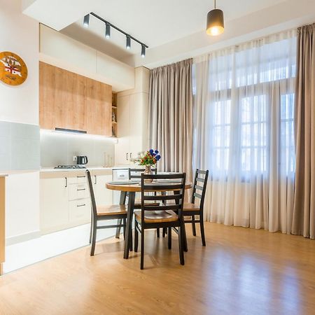 Your Cozy Home In Old ティビリシ エクステリア 写真