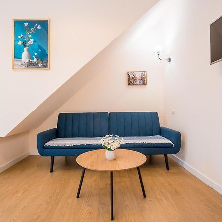 Your Cozy Home In Old ティビリシ エクステリア 写真