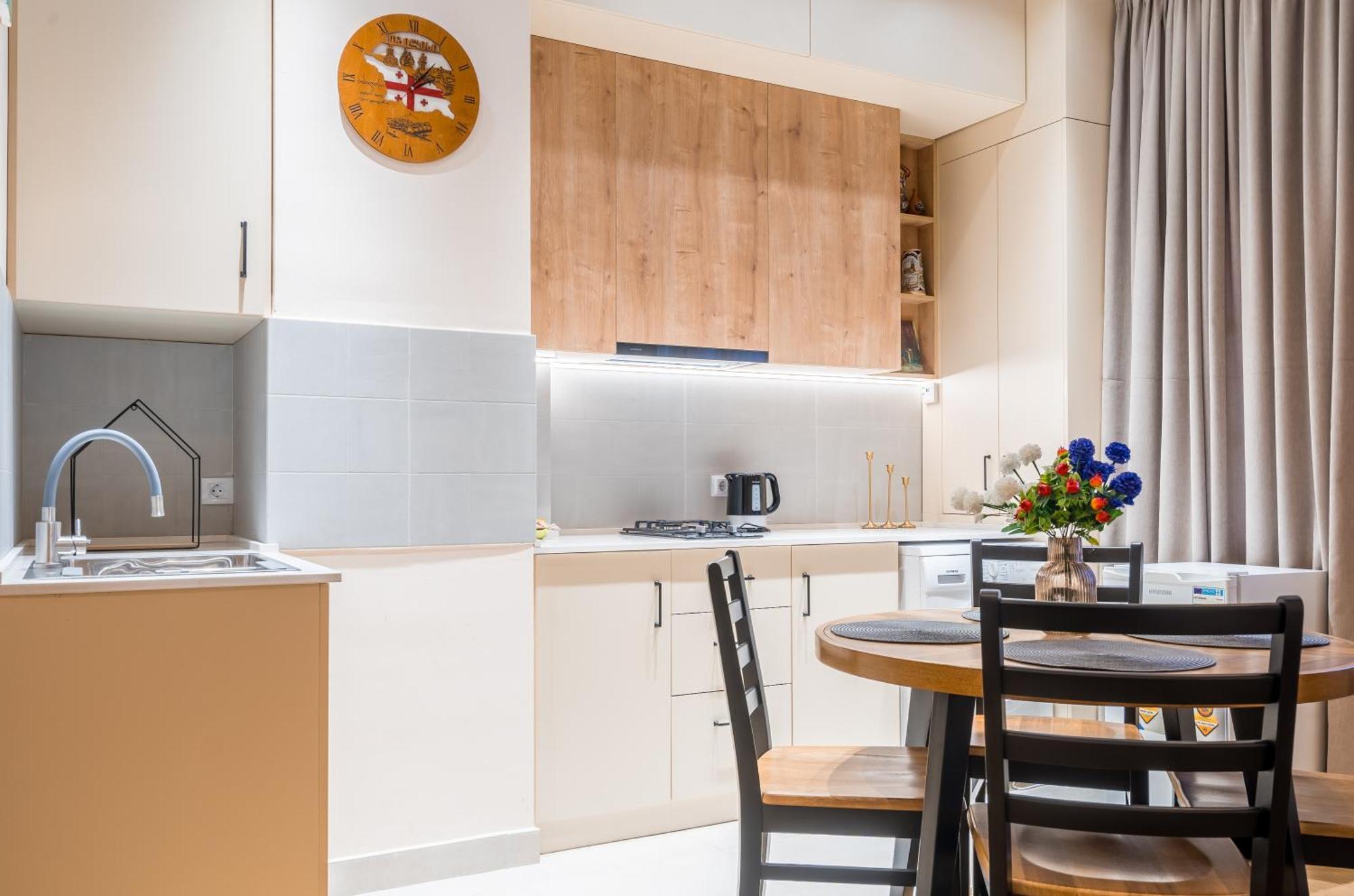 Your Cozy Home In Old ティビリシ エクステリア 写真